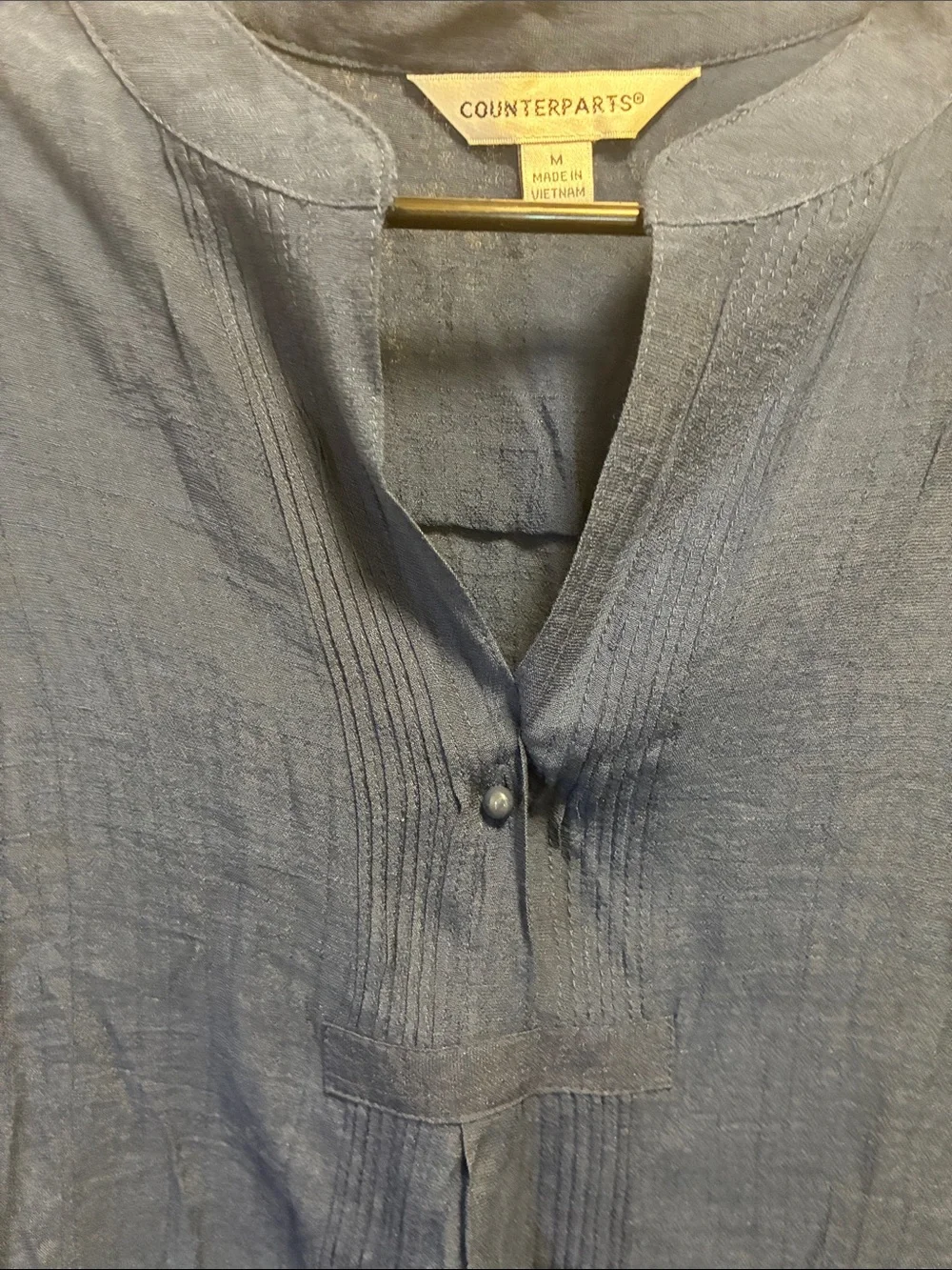 Counterparts navy blue tunic top with  split neckline and pleated detailing NWT